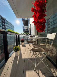 Exclusive Apartment CORTINA NORTH with Private Parking & Balcony - 01