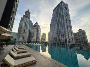 Urbana Sathorn Hotel, Bangkok - Yan Nawa