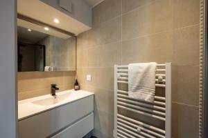 Appartements La Truffiere - Charmante maison avec terrasse : photos des chambres