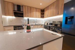 Beachfront Apartment with wrap around terrace in Blouberg, 04 Azul