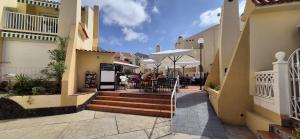 Mareverde complex whit diffuse pool and chiringuito