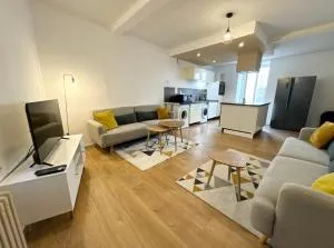 La Maison d'Hôtes - 8 BDR - Wifi - Gare - Лімож