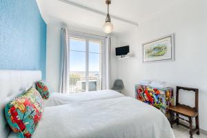 LE SINATRA splendide vue mer panoramique et balcon, idéal pour des séjours de loisirs ou business