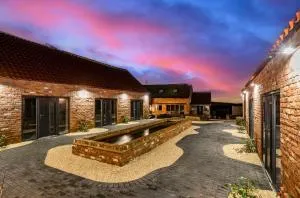 Sherwood Lodge - Laxton