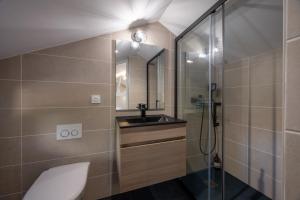 Appartements La Truffiere - Charmante maison avec terrasse : photos des chambres