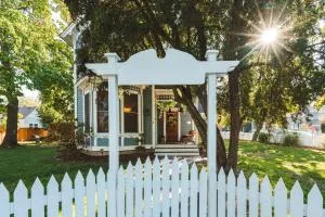 The Matriarch Heritage House- Downtown Ashland - Hornbrook