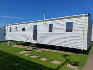 3 Bedroom Caravan - Sleeps 8 Parking Pets Beach - Hoteles de 3 estrellas en Hastings