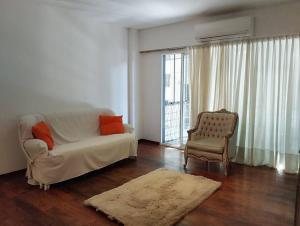 Departamento Barrancas, excelente ubicación, muy amplio, con seguridad