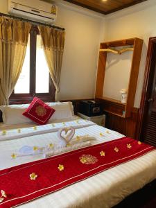 Golden Lotus Boutique Hotel