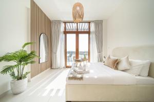Airstay - Cozy Studio - Sea Views - Palm Jumeirah - Monthly Offer Available