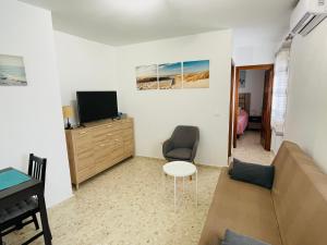 Apartamento Conil Centro y Playa, descanso perfecto, con aire acondicionado y WIFI