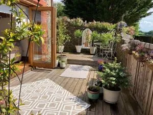Old Chapel of Ermington - Converted Vestry - Modbury