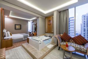 Crown Rose Al Sahafa Hotel