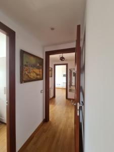 Pis molt cèntric amb vistes