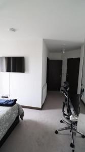 Comfortable single bed flat in Watford