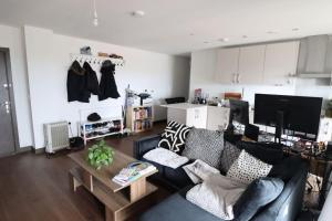 Comfortable single bed flat in Watford