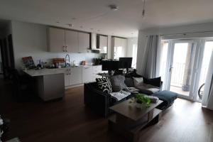 Comfortable single bed flat in Watford