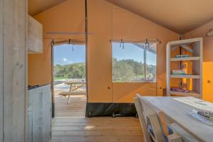 Adriatic Heritage Glamping No2 with Jacuzzi