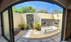 Lakaz Kannell - Vanilla Lodge, secluded outside bath & shower infinity pool - Calodyne