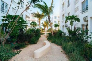 Raha Love - Gorgeous 1-bedroom garden apartment in Fumba Town