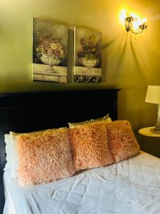 Bartons folly manor house