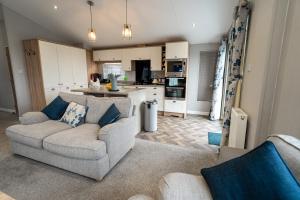 ELITE BLUE LUXURY 3 BEDROOM LODGE NEWQUAY, CORNWALL