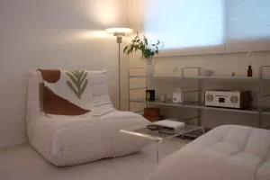 Red letter day #Dongdaemun #Seongsu #Hanyangdae #Ttukseom #SubwayStreet 5 minutes #netflix #emotional #legalhome - Seul