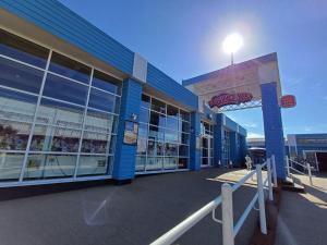 3 Bedroom Caravan - Sleeps 8 Parking Pets Beach