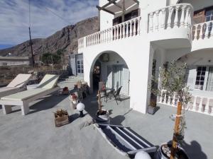 Santorini Sigala Studios 2