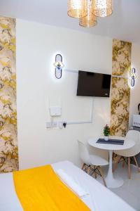 Peaceful And Unique Studio Jkia Airport Stay