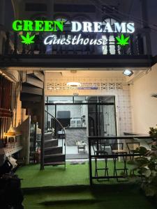 Green Dreams Guesthouse
