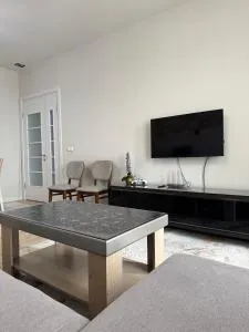 Olmazor City 11 by Royal Rentals - Qoraqamish