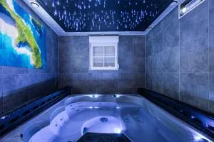 Gites Spa Strasbourg - Villa Ours - SPA Privé, Sauna, Borne d'arcade, Babyfoot - Furdenheim