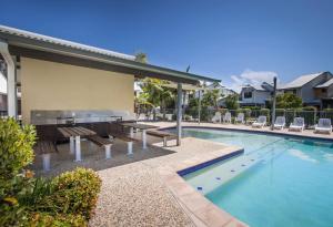 Poolside Paradise Noosa Escape