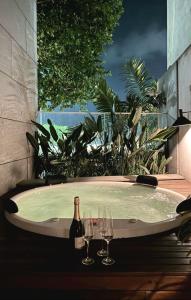 Luxo à beira mar com Jacuzzi particular