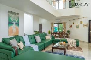 EKOSTAY - Infinity Villa with infinity pool