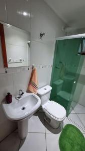 Apto em Canto do Forte 50 m da praia