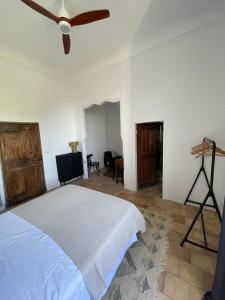 Maisons de vacances Couvent d'Aubignan - Maison de caractere & piscine : photos des chambres
