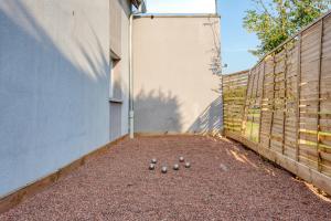 Maisons de vacances Gites Spa Strasbourg - Villa Cerf - SPA Prive, Sauna, Borne d'arcade, Babyfoot : photos des chambres
