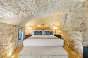 Hotels La Chevre d'Or : photos des chambres