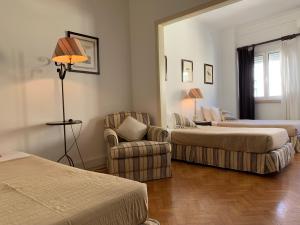 Family Room with Private Bathroom room in Discovery Apartment Expo