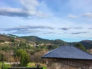 Les gîtes du Champ Neuf La grange du Papé - La Vernarède