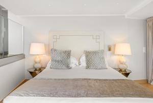 Hotels La Chevre d'Or : photos des chambres