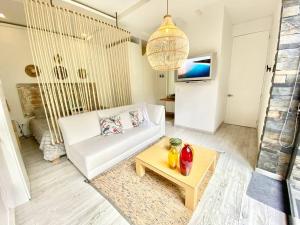 Unique Loft Design, Zona G with Private Terrace