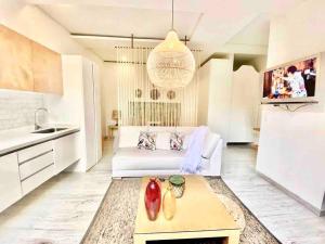 Unique Loft Design, Zona G with Private Terrace