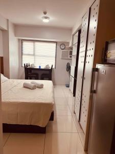 BeccasBedsitatHorizons101Tower2