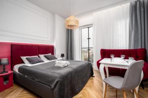 Kasprzaka 29 By Perfect Apart 1120 Free Garage