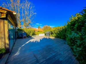 Maisons de vacances Charmante petite maison avec jardin : photos des chambres
