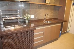 Casa confortável em condomínio a 250 mts da praia