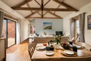 Owls Roost - Colkirk